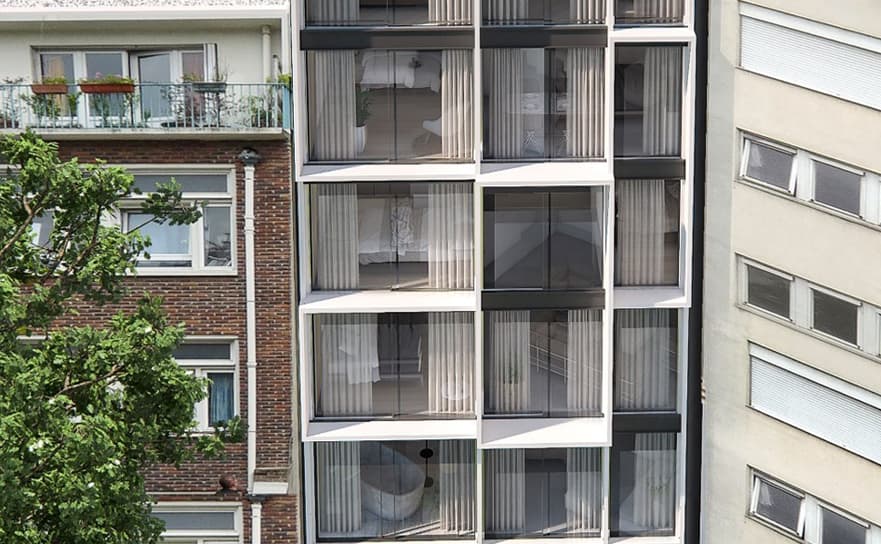 Confidence, Paris — view 7