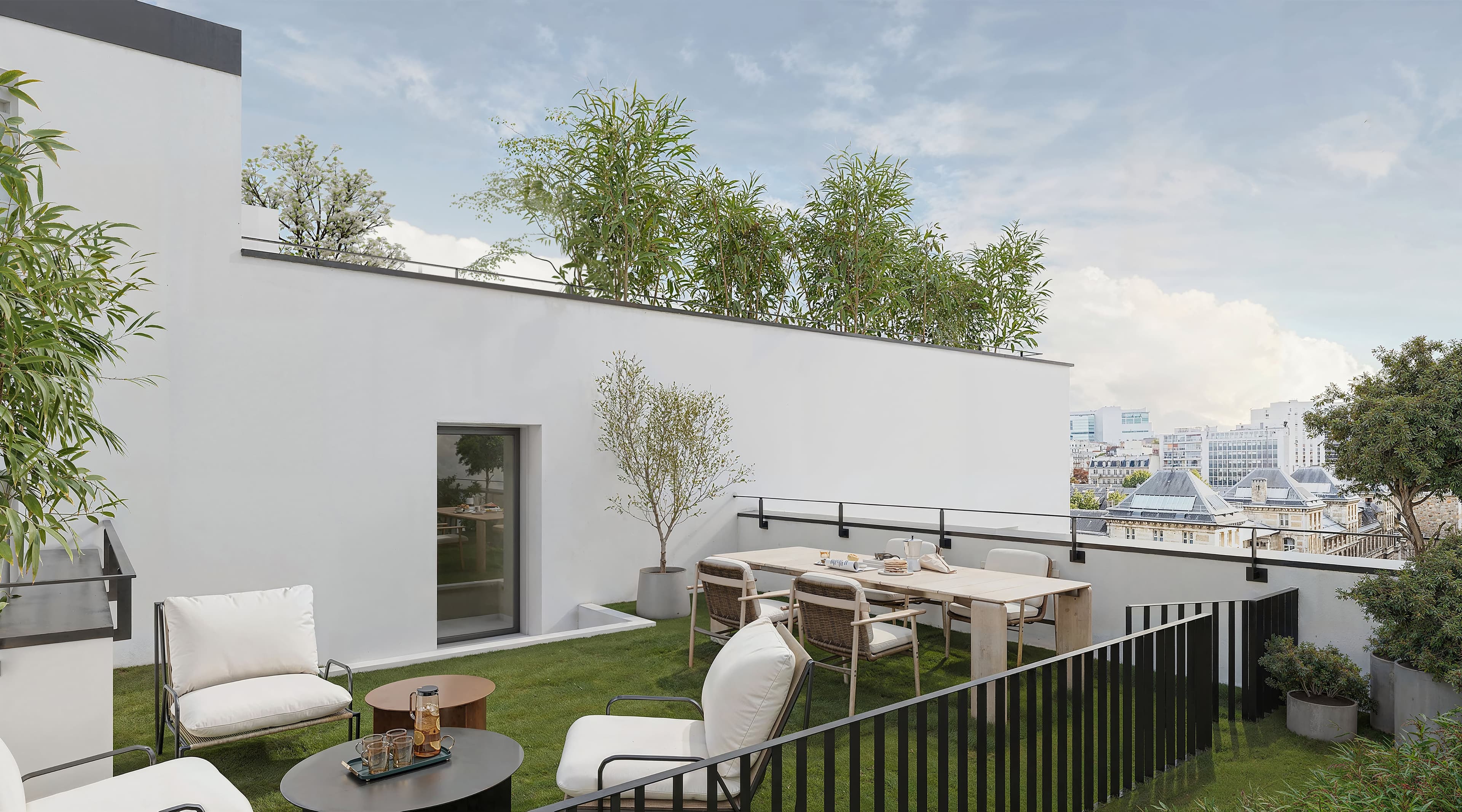 17 Faubourg, Paris — view 3