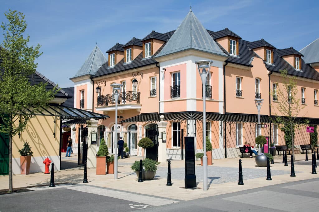 Le Liberty, Chessy — view 4